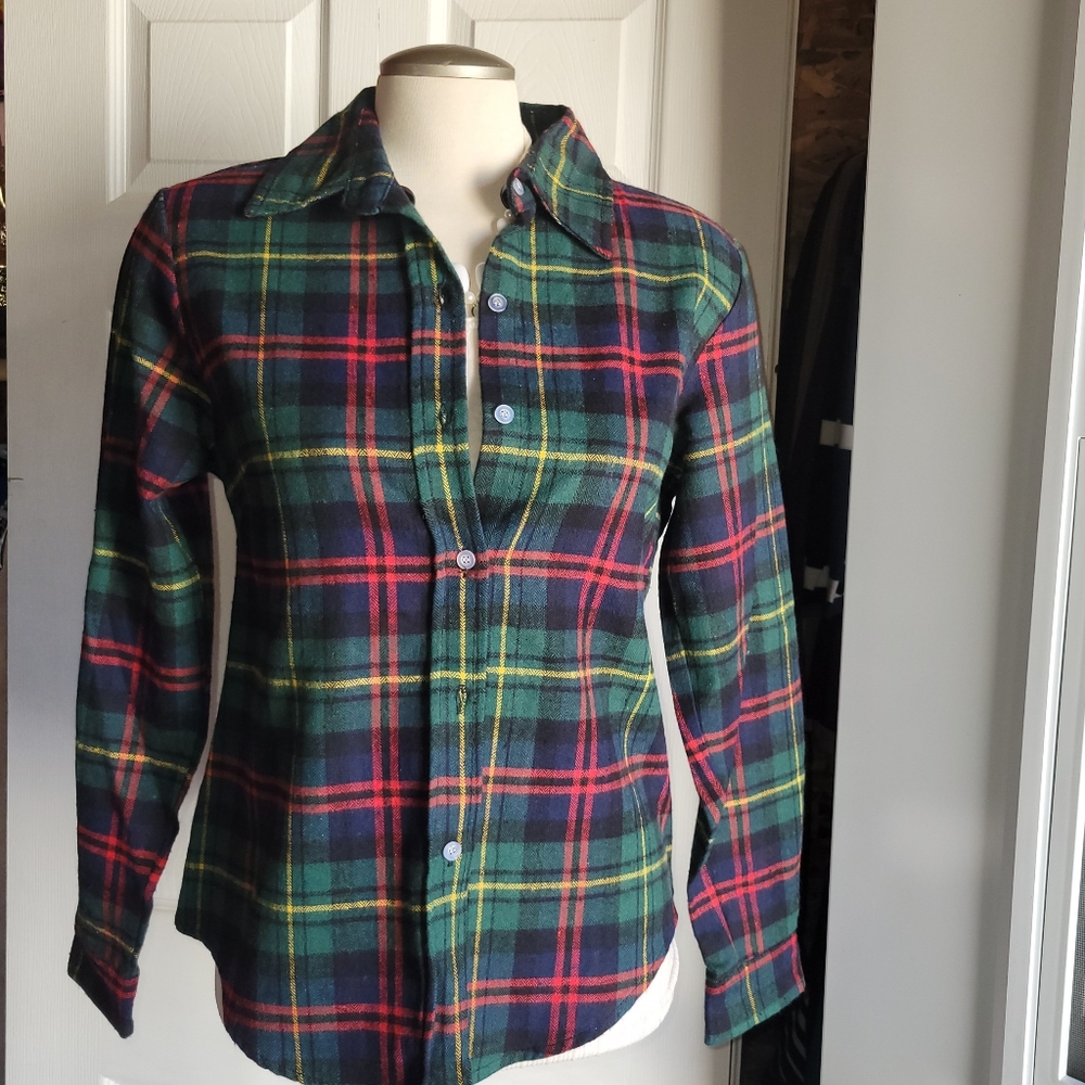 Plaid Winter Button-Up Shirt Juinor Fit  Medium  & Large